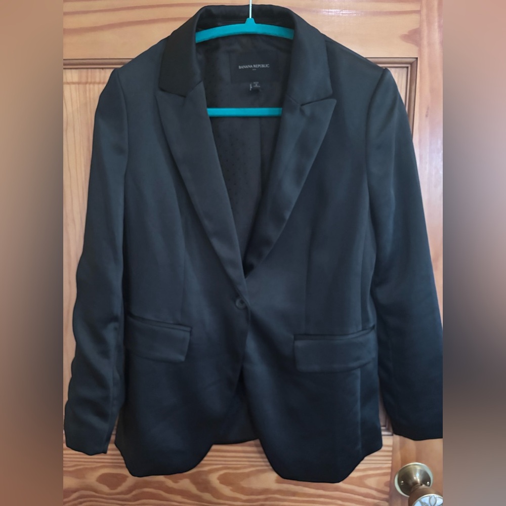 Banana Republic Women's Elegant Black Suit Jacket
